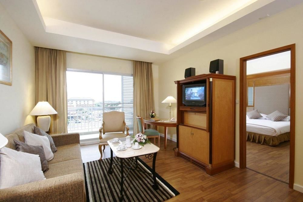 Kameo Grand Hotel & Serviced Apartment, Rayong Dış mekan fotoğraf
