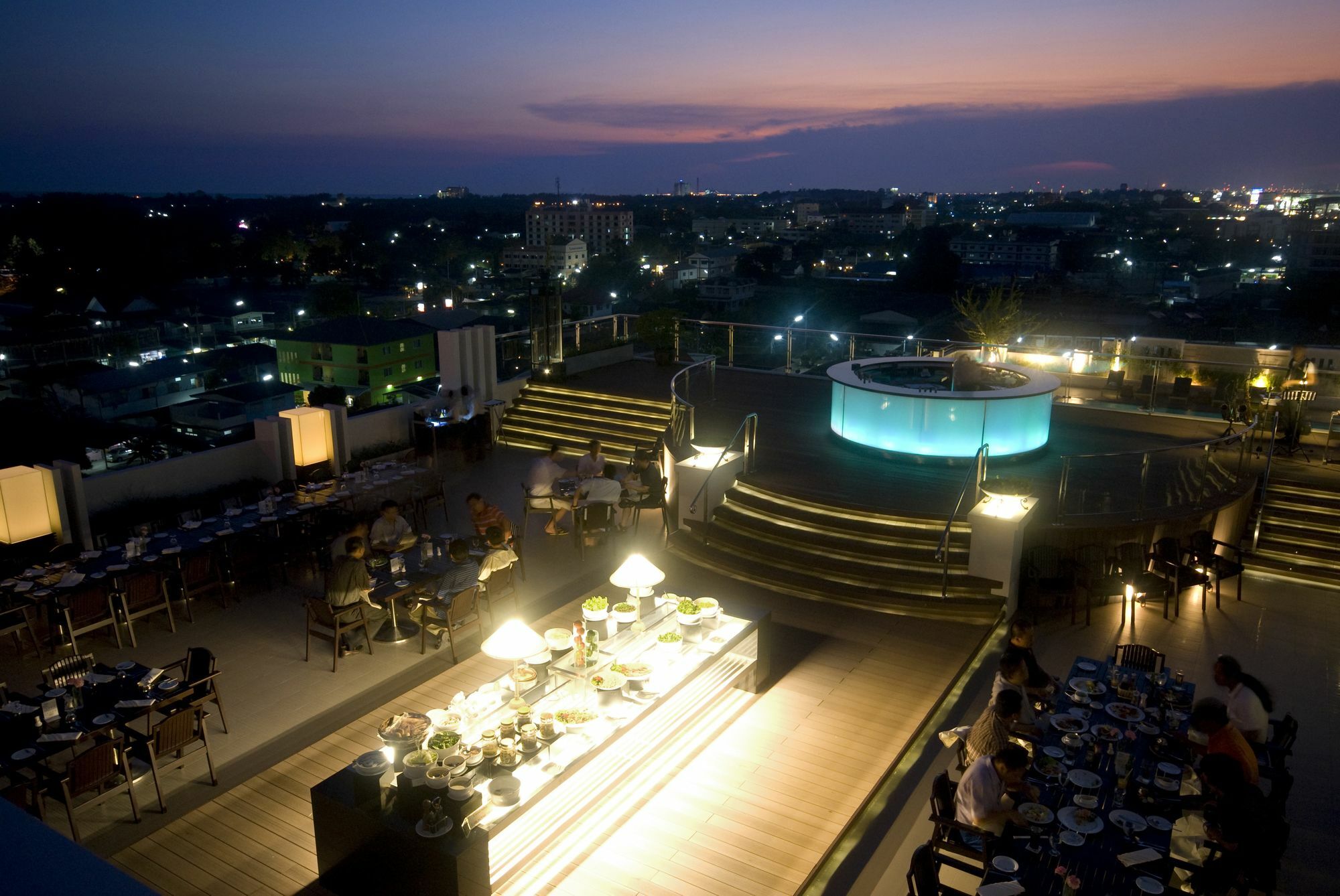 Kameo Grand Hotel & Serviced Apartment, Rayong Dış mekan fotoğraf