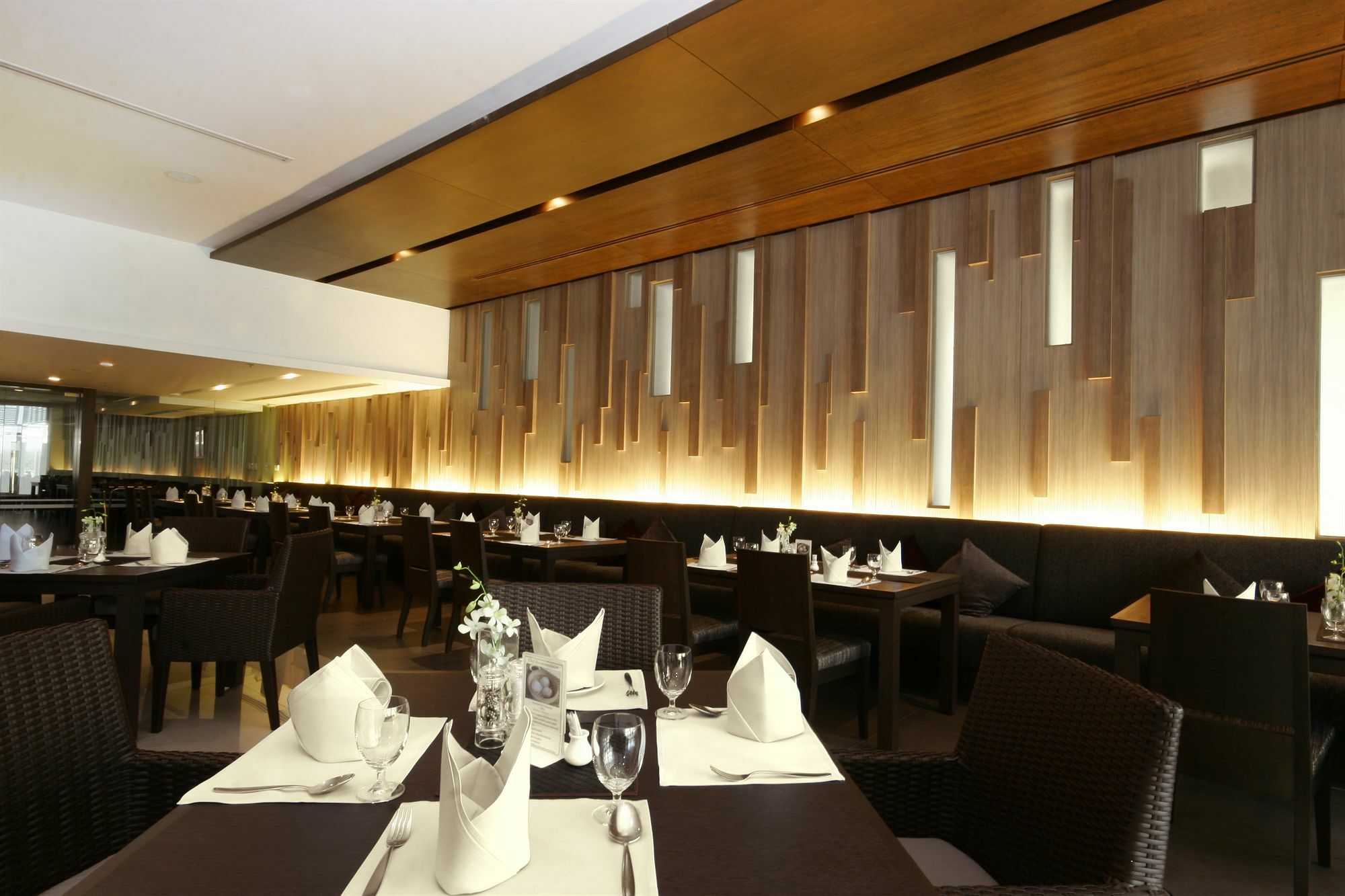 Kameo Grand Hotel & Serviced Apartment, Rayong Dış mekan fotoğraf