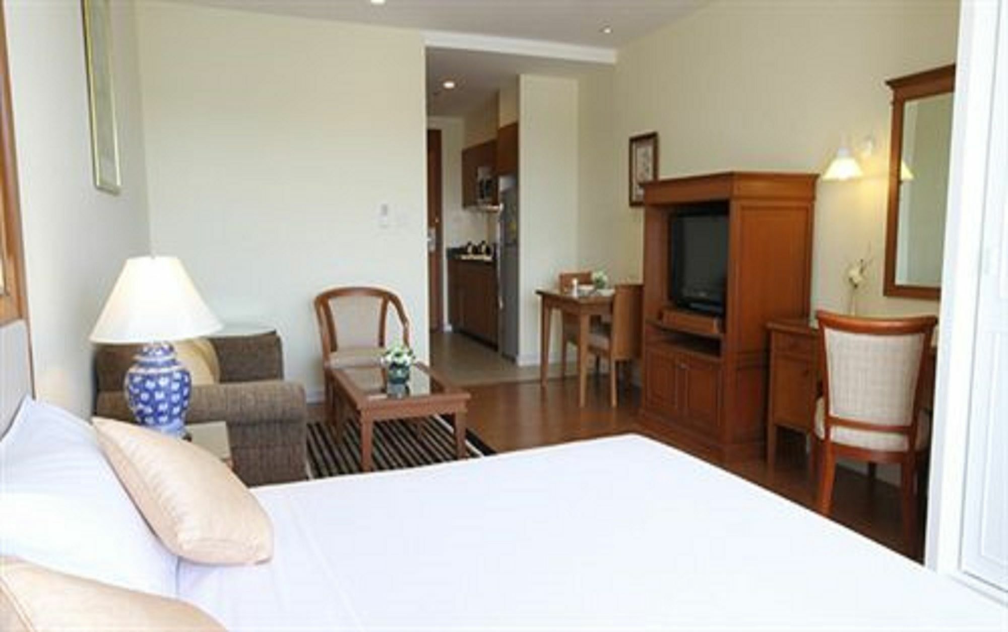 Kameo Grand Hotel & Serviced Apartment, Rayong Dış mekan fotoğraf